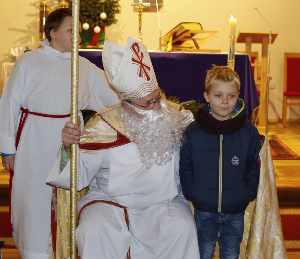 Dzieci z gminy Miłkowice gościły u siebie Świętego Mikołaja