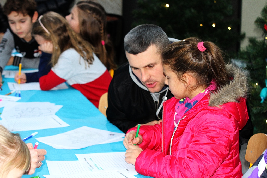 Święty Mikołaj odwiedził najmłodszych w Parku Play City