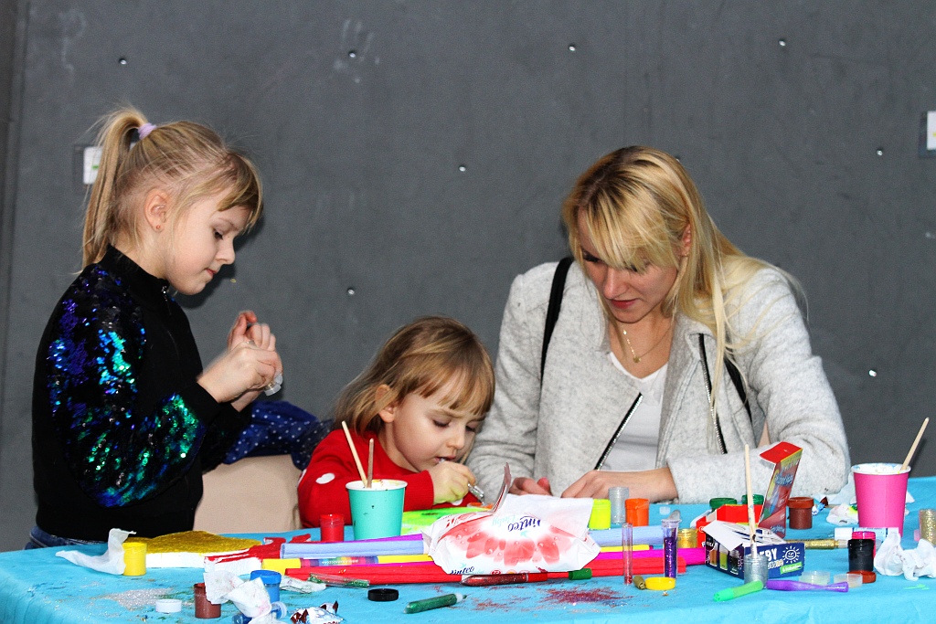 Święty Mikołaj odwiedził najmłodszych w Parku Play City