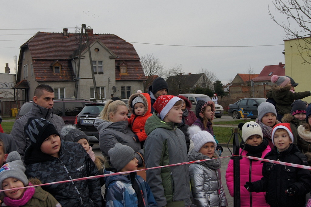Święty Mikołaj w Prochowicach rozdał ostatnie prezenty