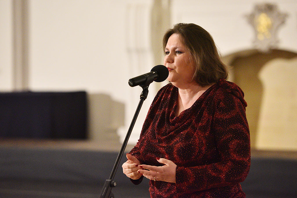 Kolędy i pastorałki ze świata zabrzmiały w Sali Królewskiej