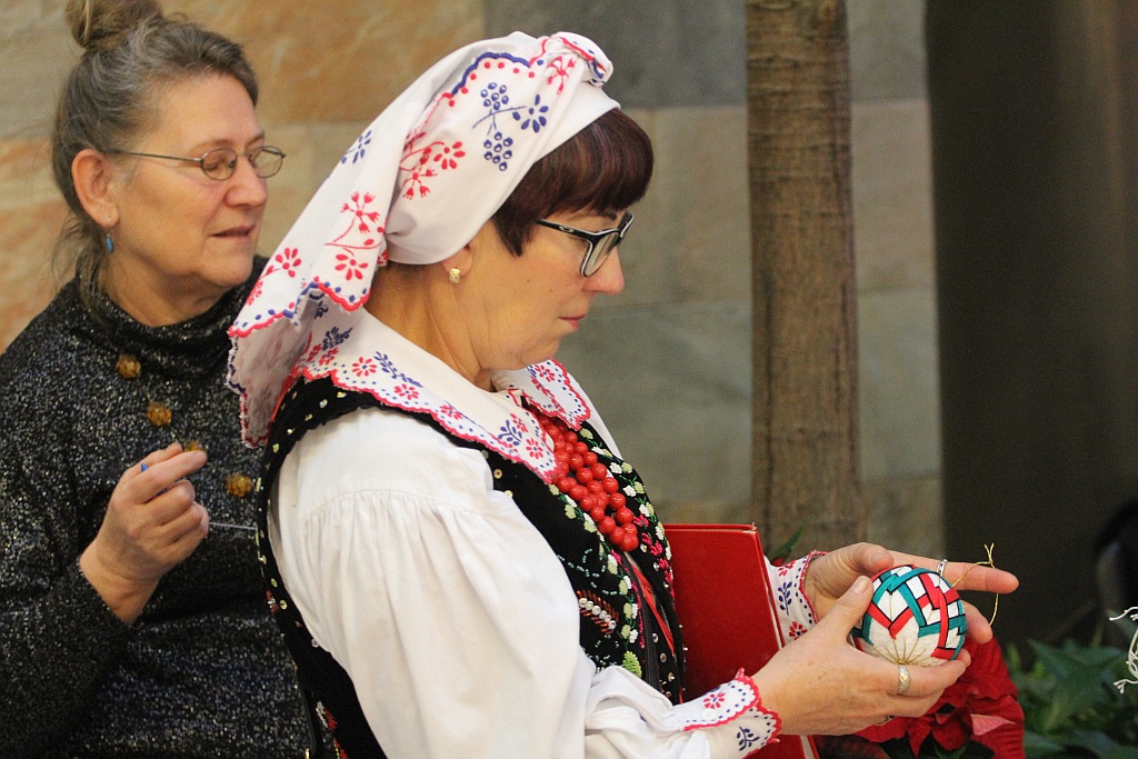 Świąteczne potrawy i rękodzieło na jarmarku w Galerii Piastów
