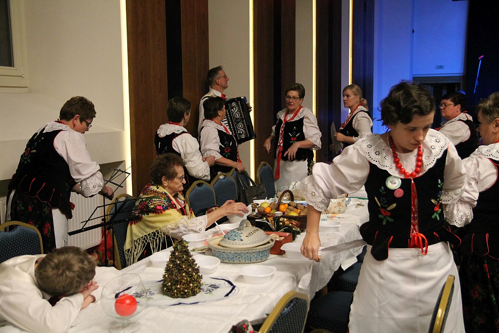 Tradycyjne przedświąteczne spotkanie, czyli Wigilia Narodów