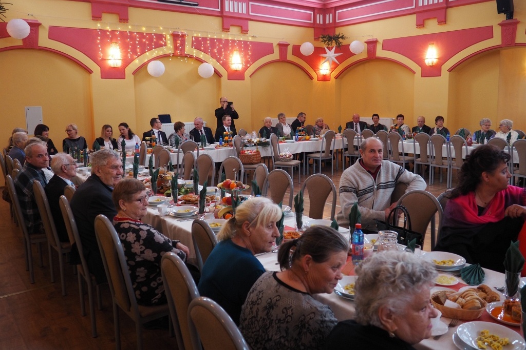Spotkanie wigilijno - opłatkowe w gminie Legnickie Pole