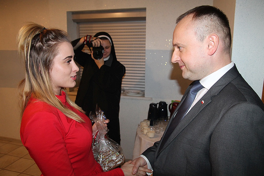Mikołaj obdarował dzieci z Domu Dziecka przy ul. Słubickiej