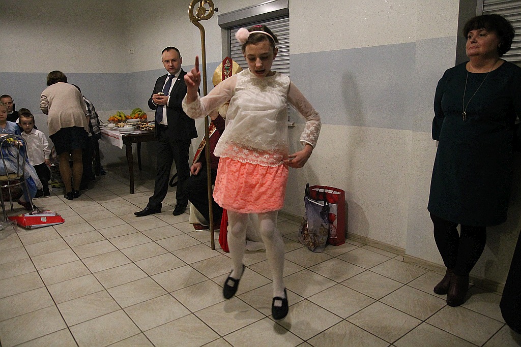 Mikołaj obdarował dzieci z Domu Dziecka przy ul. Słubickiej
