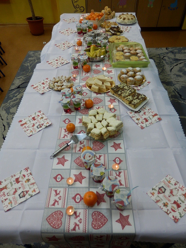 Świąteczne spotkanie w klasie I B w szkole Podstawowej nr 16