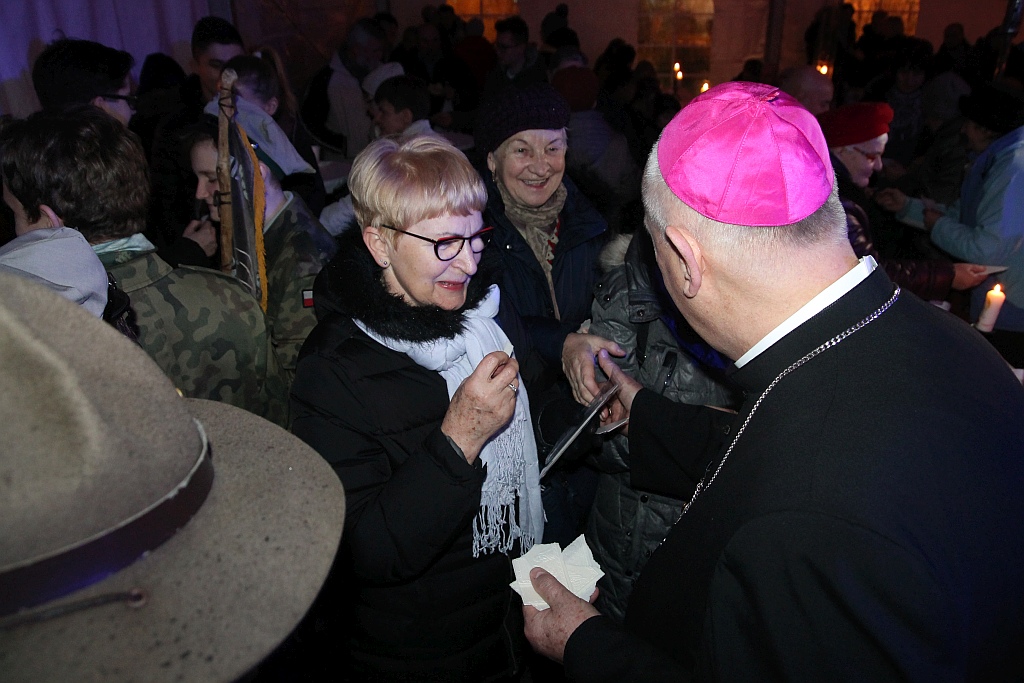 W centrum miasta odbyła się pierwsza wigilia legniczan