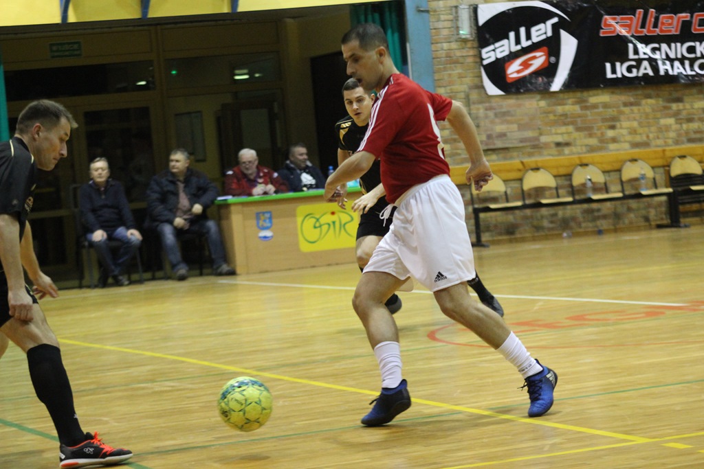 1. LLH: Auto-Elektryk z kompletem punktów na prowadzeniu