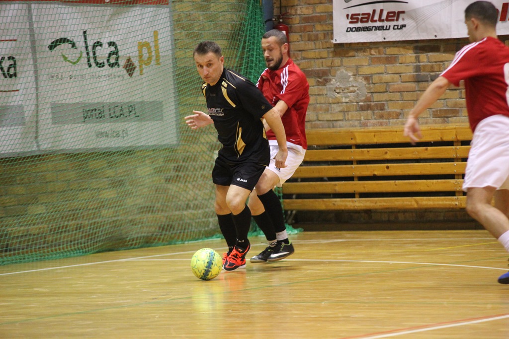 1. LLH: Auto-Elektryk z kompletem punktów na prowadzeniu