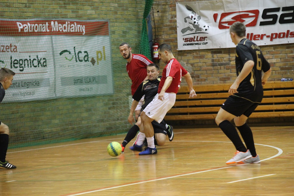 1. LLH: Auto-Elektryk z kompletem punktów na prowadzeniu