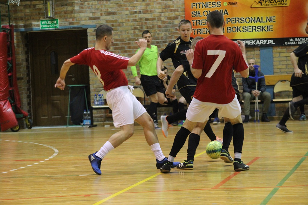 1. LLH: Auto-Elektryk z kompletem punktów na prowadzeniu