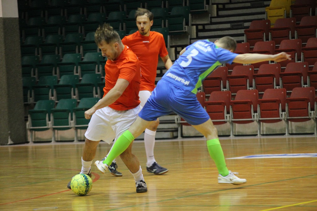 2. LLH: Flashnet Internet został niespodziewanym liderem