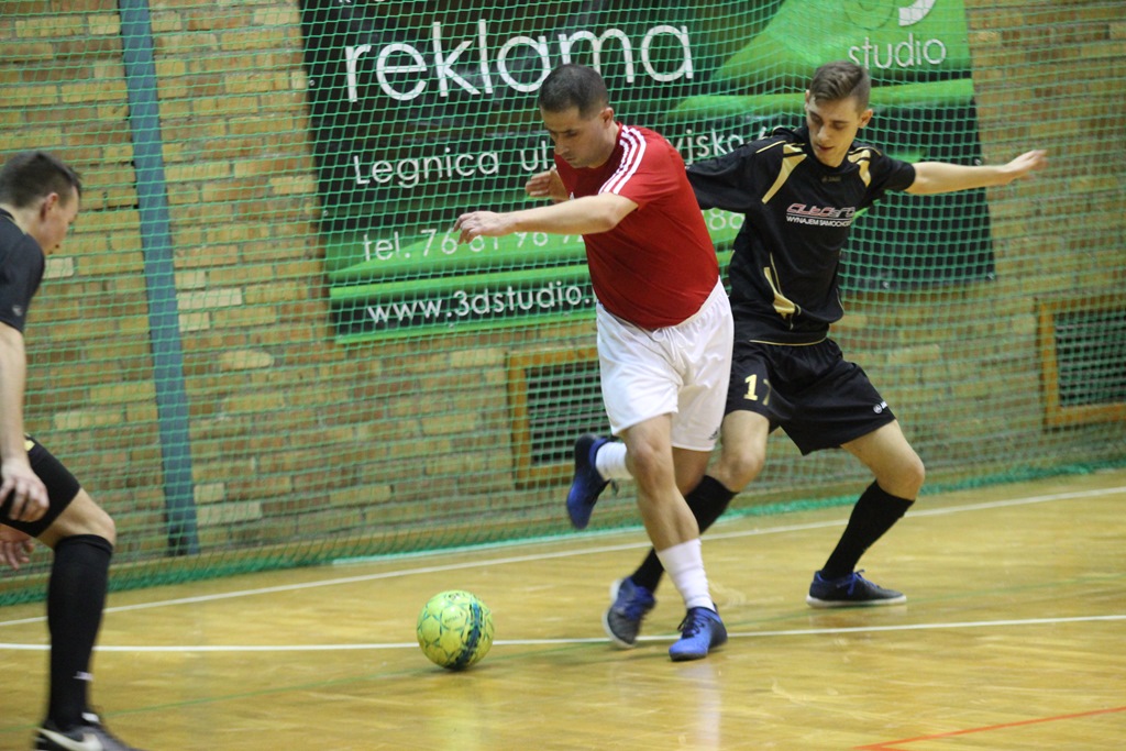 1. LLH: Auto-Elektryk z kompletem punktów na prowadzeniu