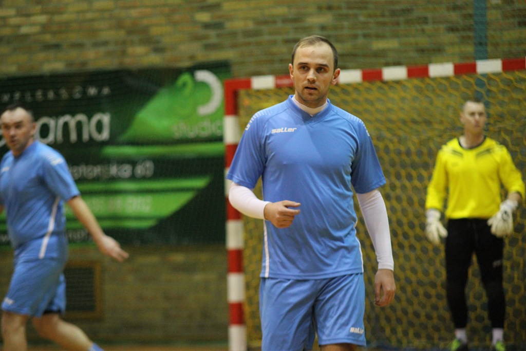 1. LLH: Auto-Elektryk z kompletem punktów na prowadzeniu