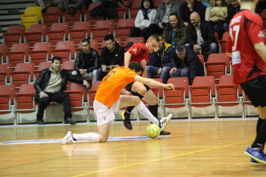 2. LLH: Flashnet Internet został niespodziewanym liderem