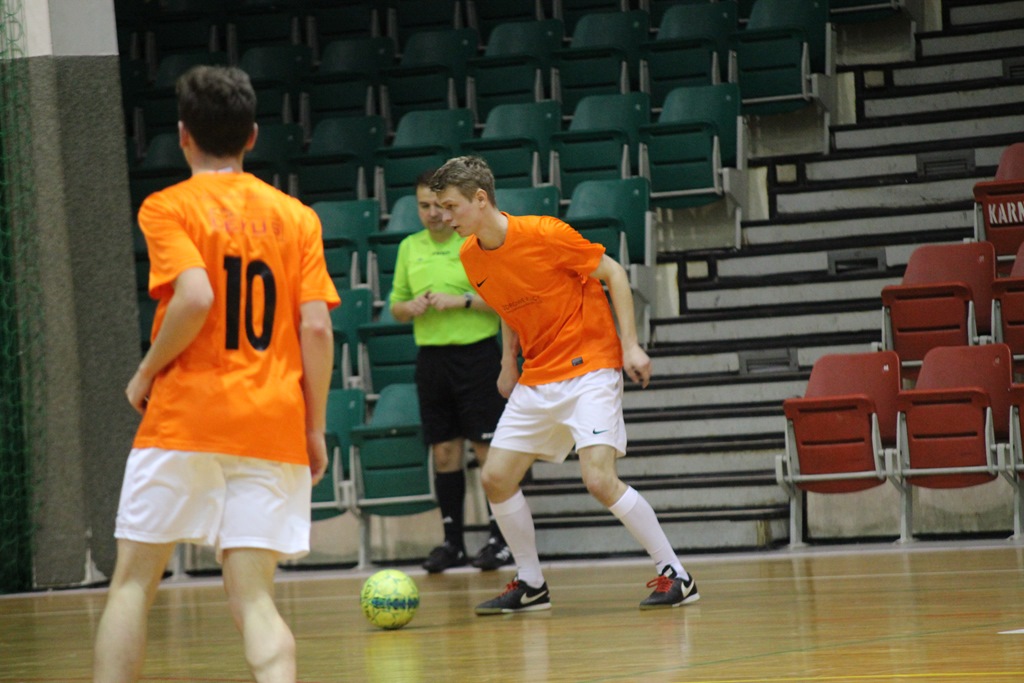 2. LLH: Flashnet Internet został niespodziewanym liderem