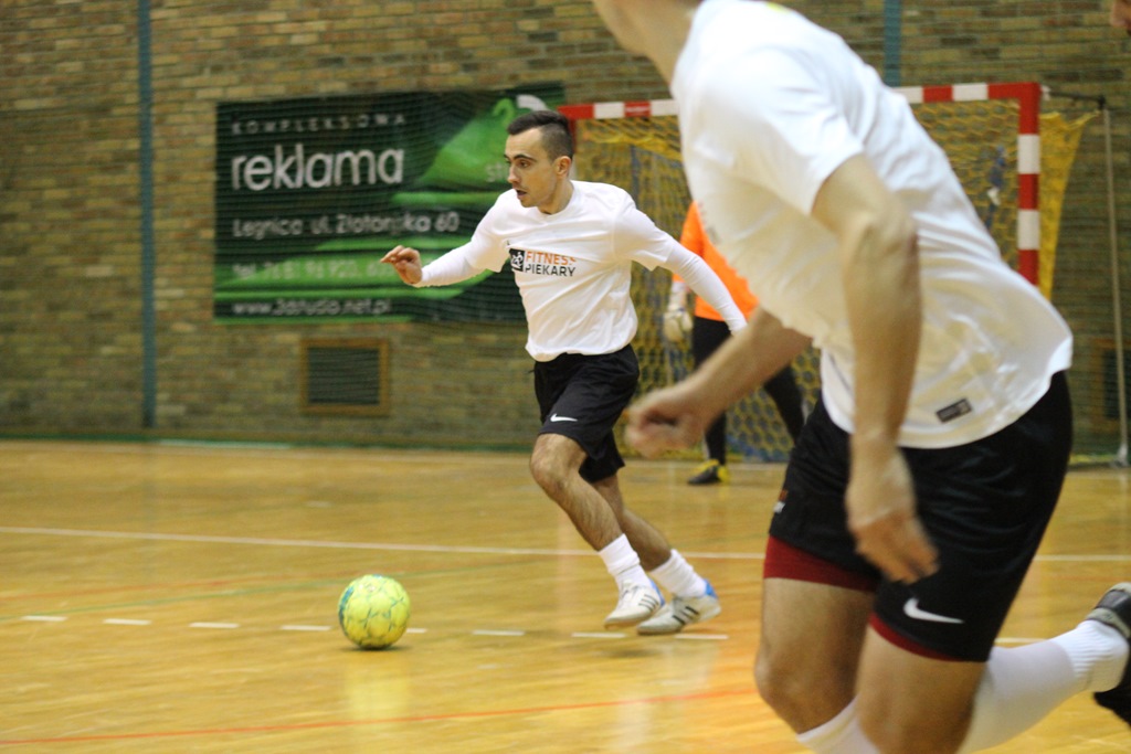 1. LLH: Auto-Elektryk z kompletem punktów na prowadzeniu