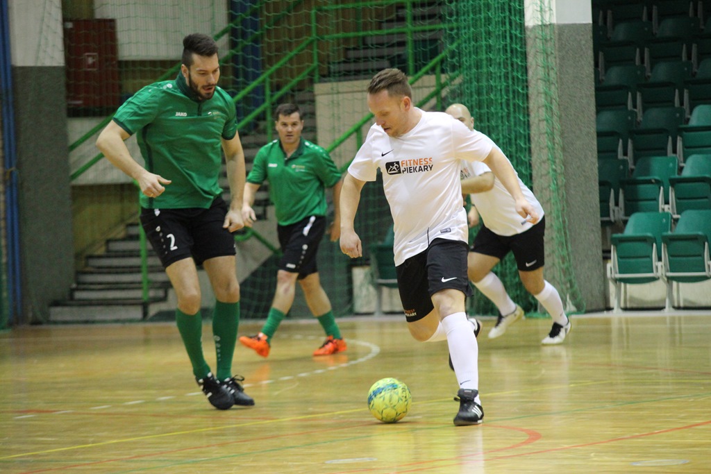 1. LLH: Auto-Elektryk z kompletem punktów na prowadzeniu