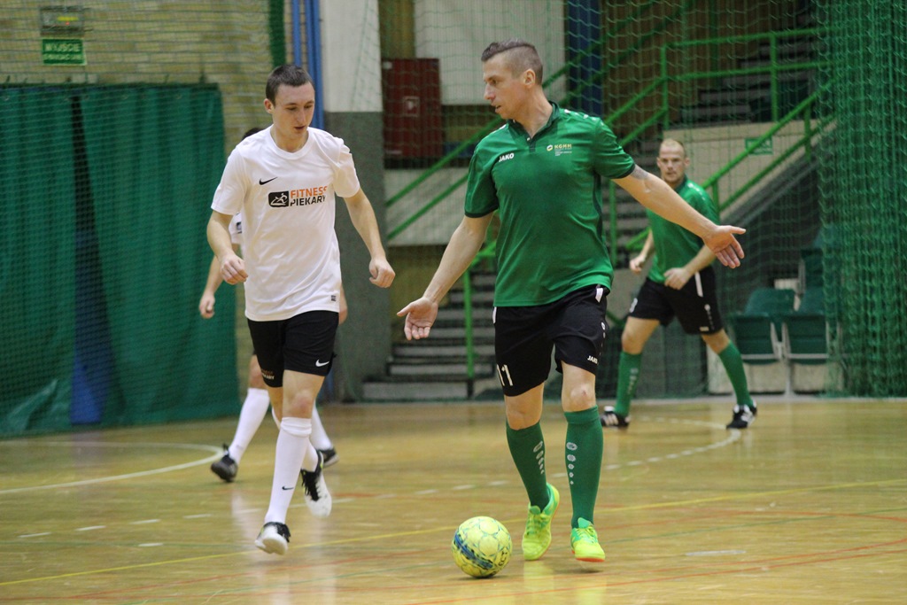 1. LLH: Auto-Elektryk z kompletem punktów na prowadzeniu