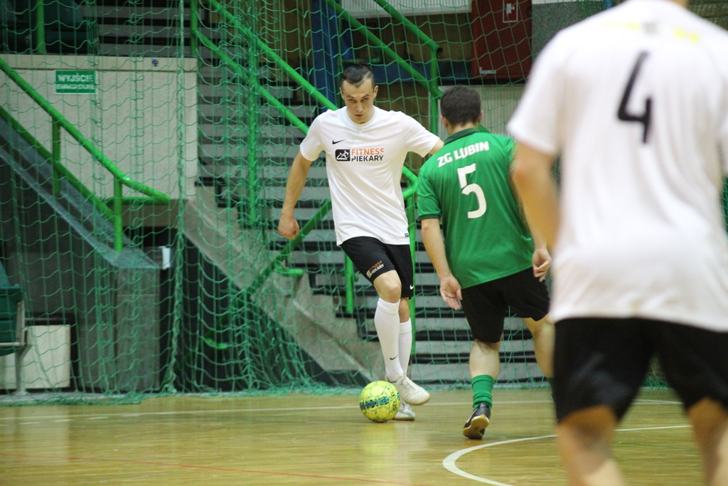 1. LLH: Auto-Elektryk z kompletem punktów na prowadzeniu