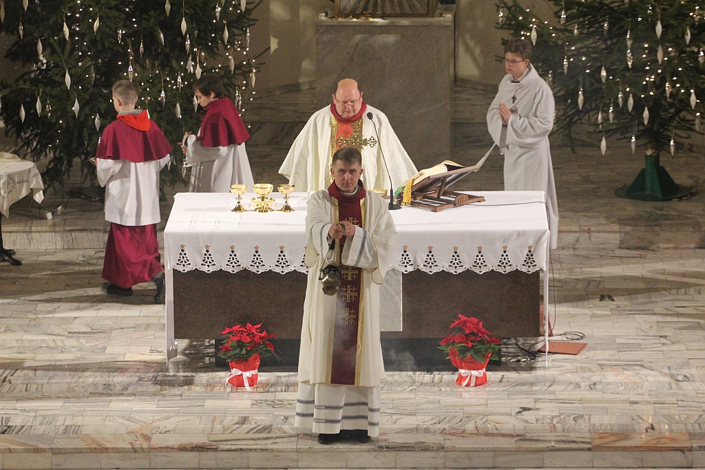Msza pasterska w kościele Matki Bożej Królowej Polski