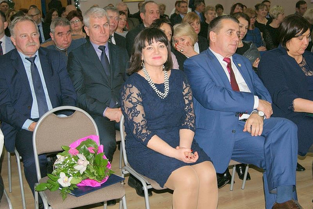 Uroczysta budżetowa sesja rady miasta i gminy w Prochowicach
