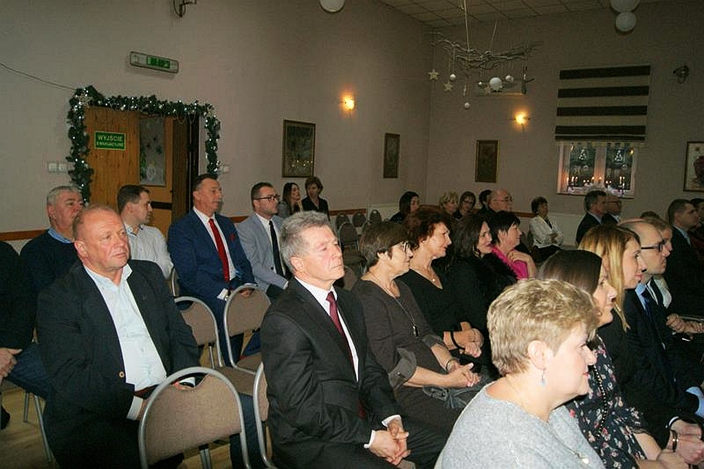 Uroczysta budżetowa sesja rady miasta i gminy w Prochowicach