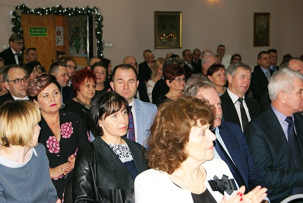 Uroczysta budżetowa sesja rady miasta i gminy w Prochowicach