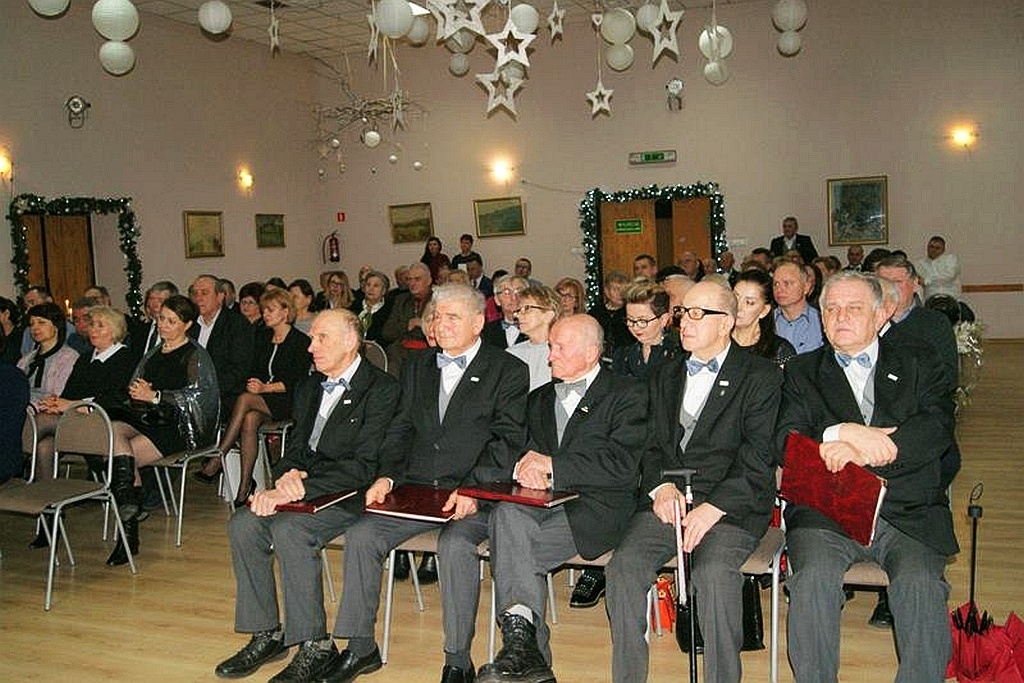 Uroczysta budżetowa sesja rady miasta i gminy w Prochowicach