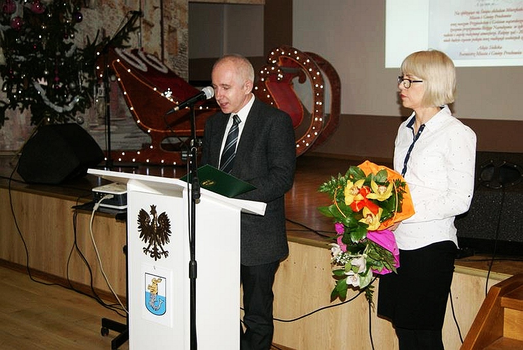 Uroczysta budżetowa sesja rady miasta i gminy w Prochowicach