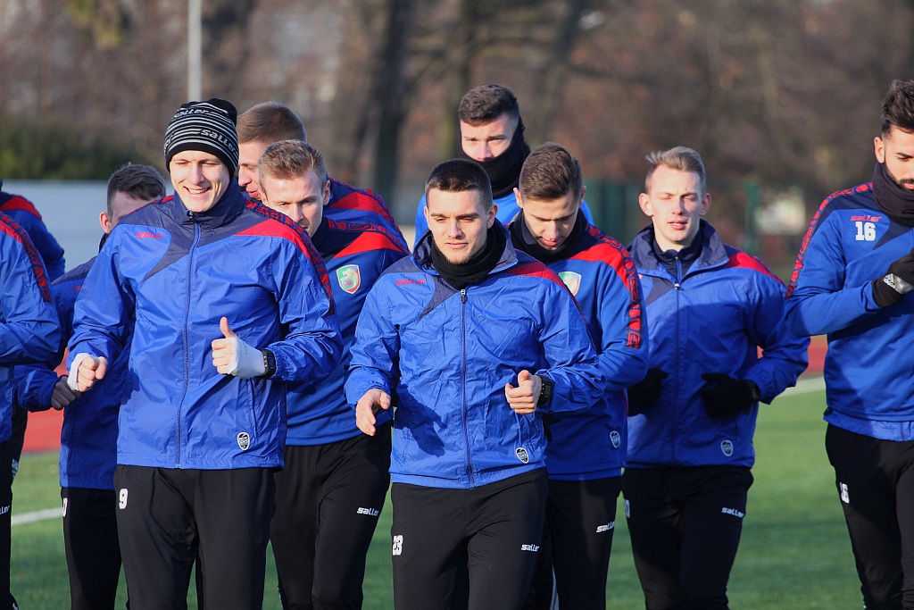 Koniec urlopów. Piłkarze trenera Dominika Nowaka już pracują