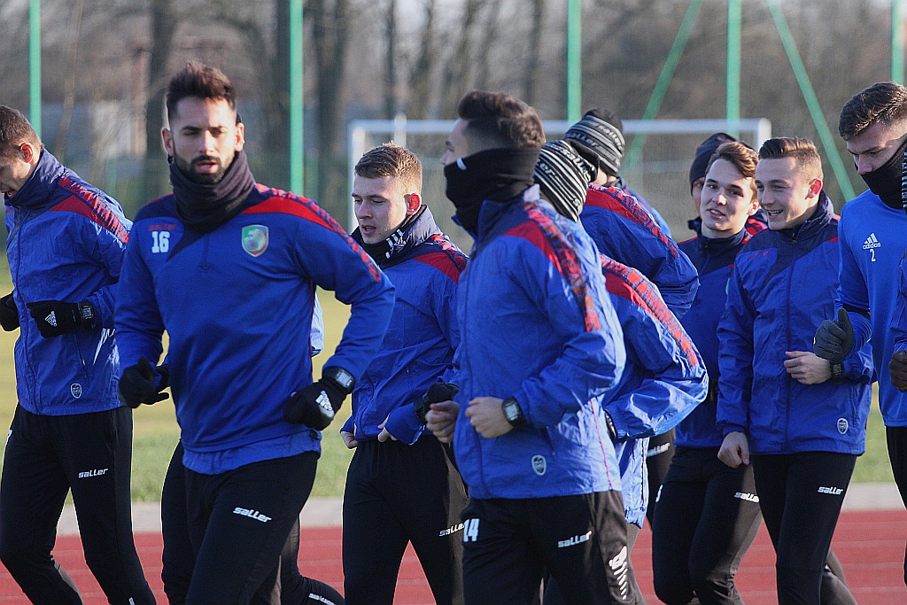 Koniec urlopów. Piłkarze trenera Dominika Nowaka już pracują