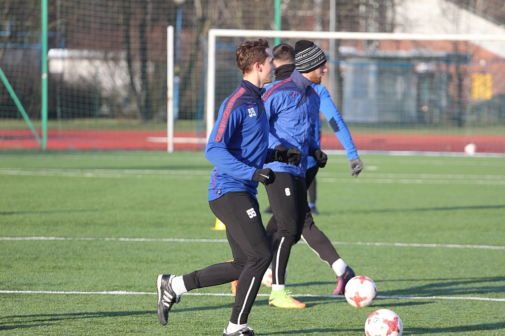 Koniec urlopów. Piłkarze trenera Dominika Nowaka już pracują