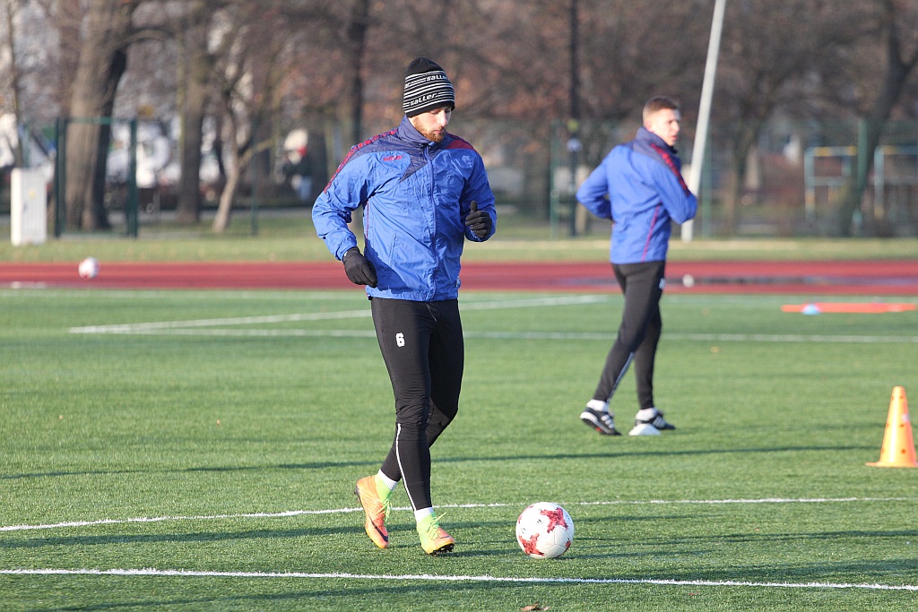 Koniec urlopów. Piłkarze trenera Dominika Nowaka już pracują