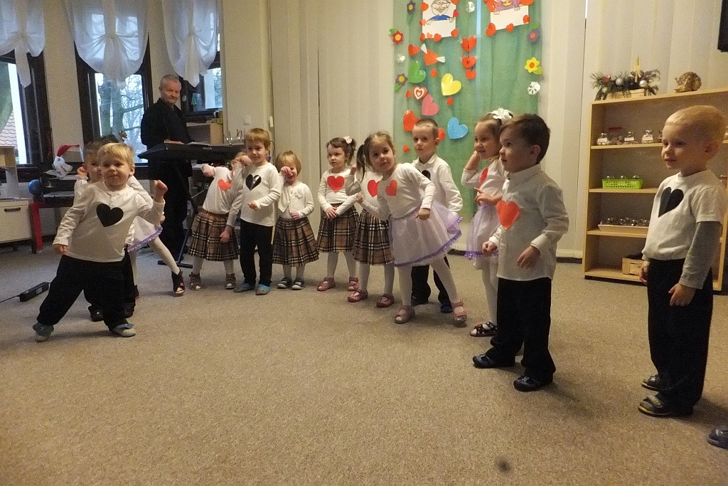 Dzień Babci i Dziadka w Klubie Małego Montessorka