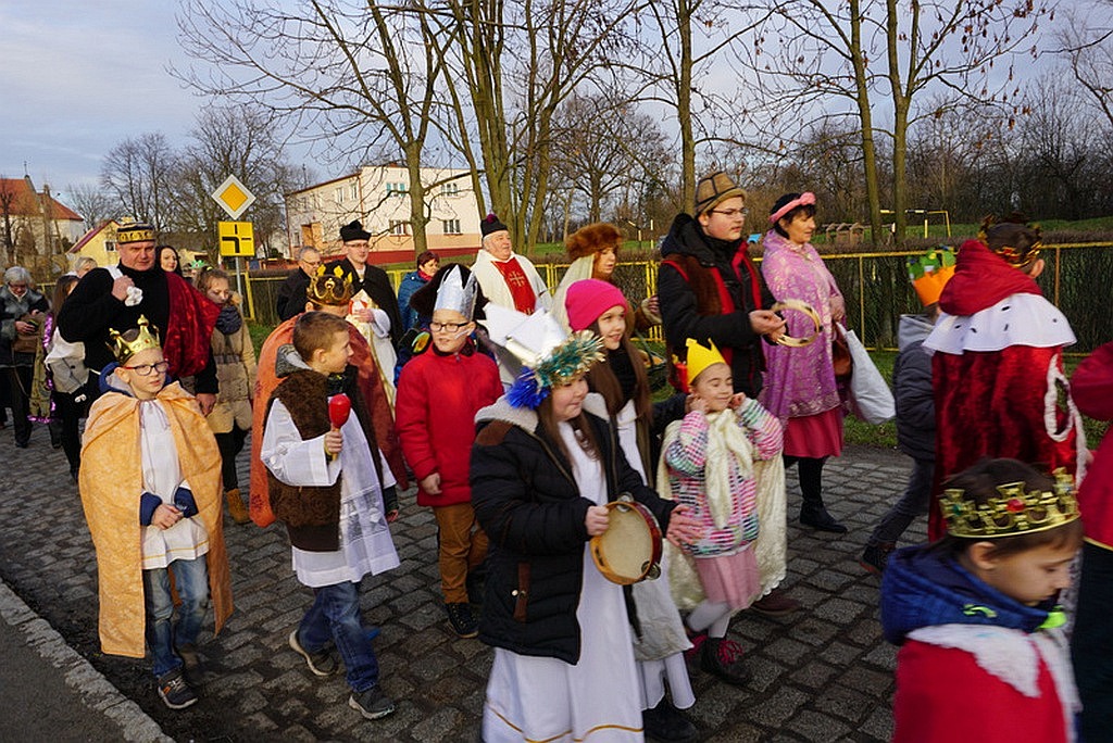 Gmina Ruja przyjęła Orszak Trzech Króli w Wągrodnie