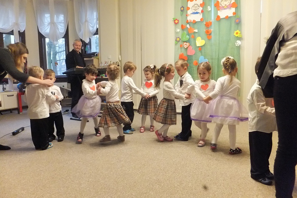 Dzień Babci i Dziadka w Klubie Małego Montessorka