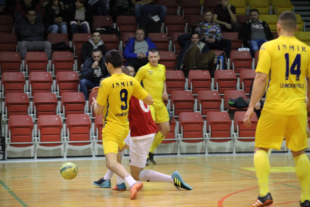 1. LLH: lider sprowadzony na ziemię przez Wietrzak Team