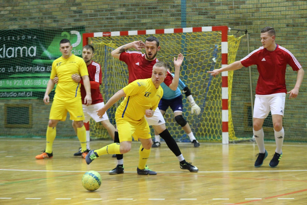 1. LLH: lider sprowadzony na ziemię przez Wietrzak Team