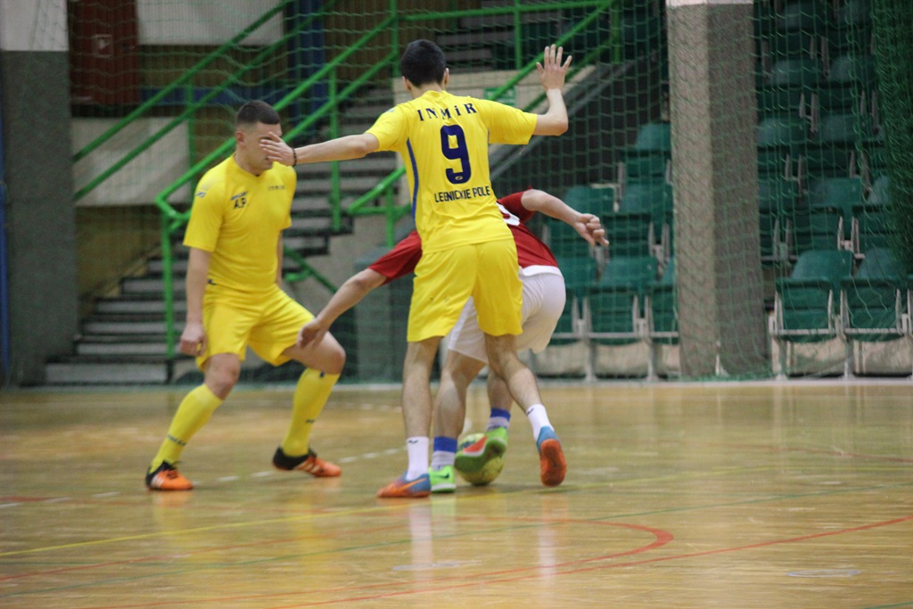 1. LLH: lider sprowadzony na ziemię przez Wietrzak Team