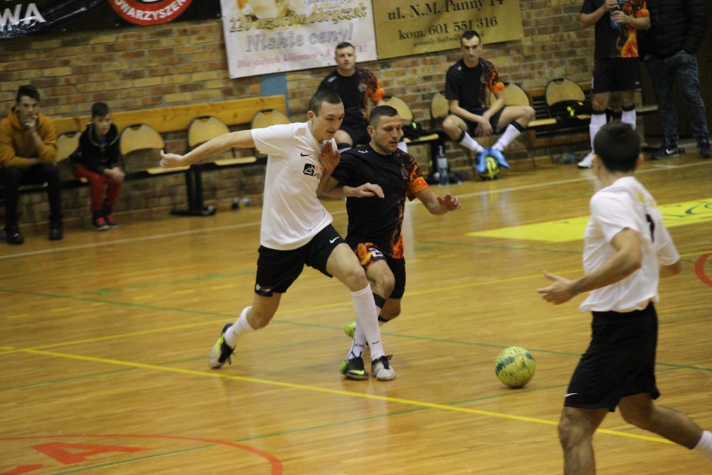 1. LLH: lider sprowadzony na ziemię przez Wietrzak Team