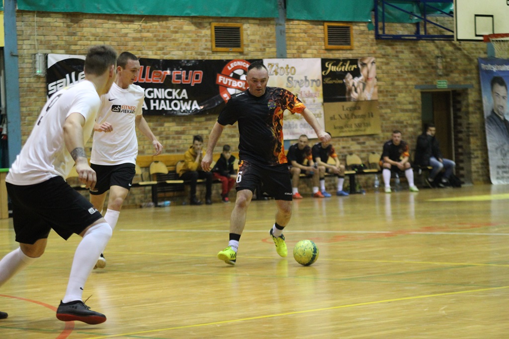 1. LLH: lider sprowadzony na ziemię przez Wietrzak Team