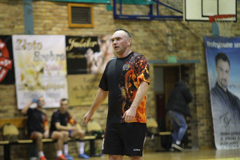 1. LLH: lider sprowadzony na ziemię przez Wietrzak Team