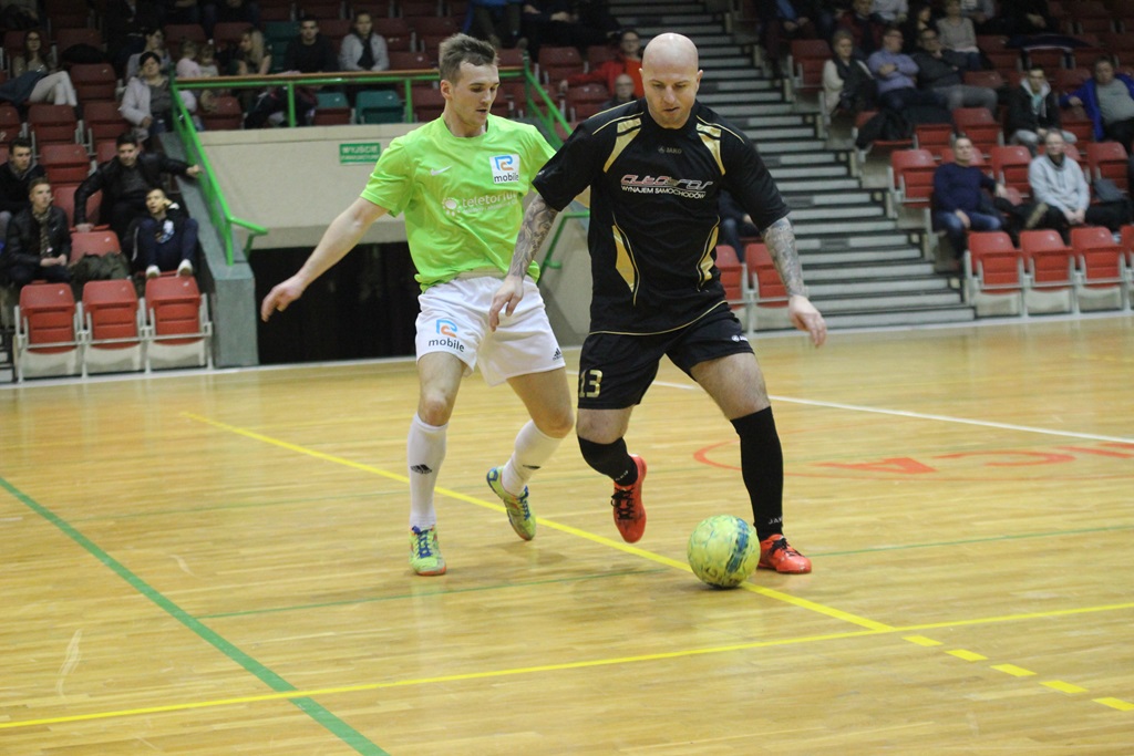 1. LLH: lider sprowadzony na ziemię przez Wietrzak Team