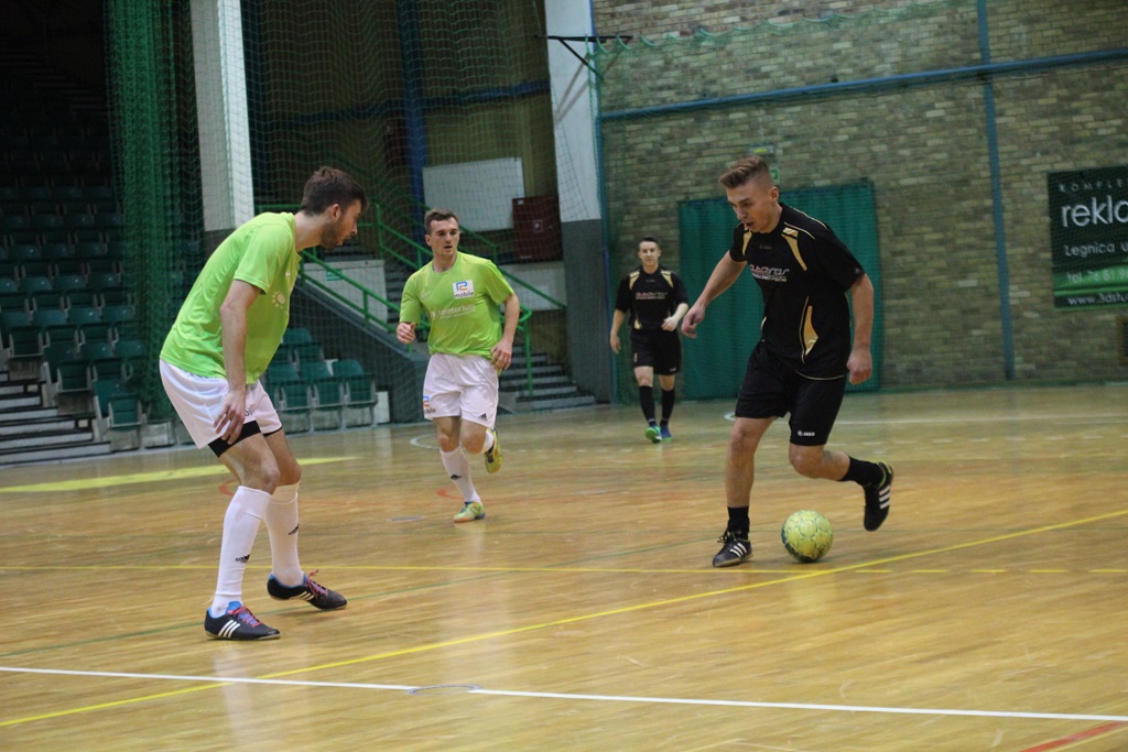 1. LLH: lider sprowadzony na ziemię przez Wietrzak Team