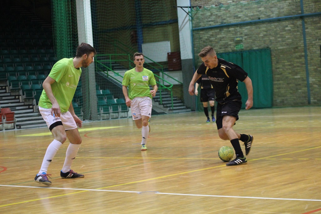 1. LLH: lider sprowadzony na ziemię przez Wietrzak Team