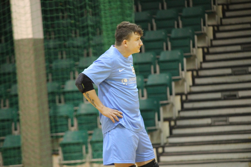 1. LLH: lider sprowadzony na ziemię przez Wietrzak Team