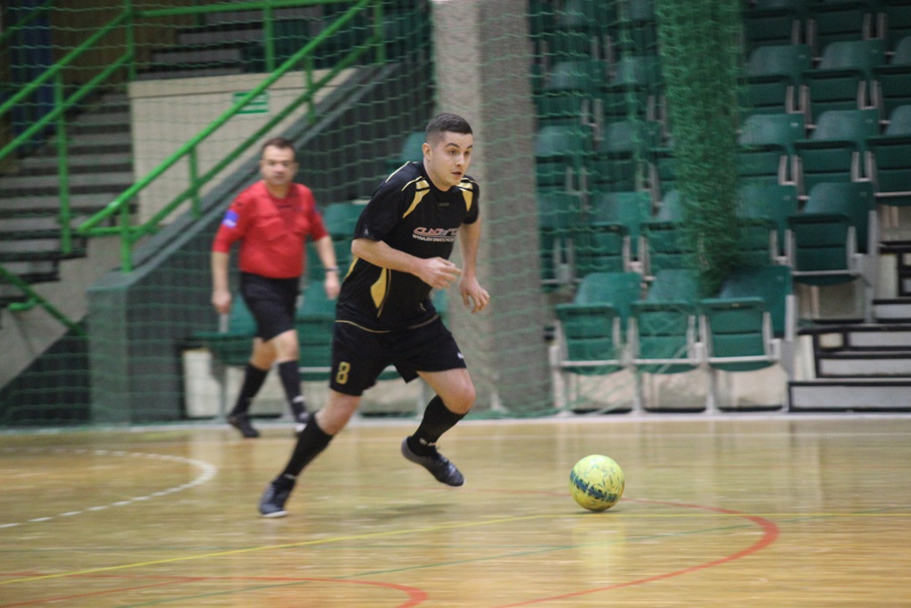 1. LLH: lider sprowadzony na ziemię przez Wietrzak Team