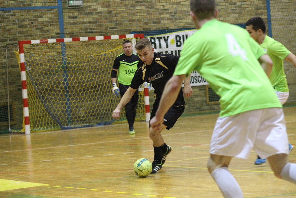 1. LLH: lider sprowadzony na ziemię przez Wietrzak Team